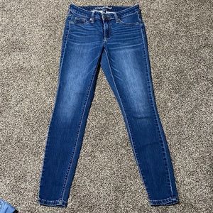 Universal Thread jeans